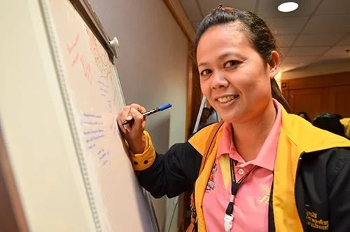 คณะครูโครงการสร้างเสริมศักยภาพแม่พิมพ์ของชาติ (รุ่นที่ 4 ) เข้าเยี่ยมชมบริษัท