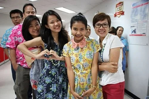 ซิงเกอร์ร่วมอนุรักษ์และสืบสานประเพณี พิธีรดน้ำดำหัวเนื่องในโอกาสวันสงกรานต์