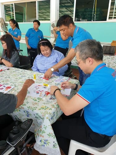 บริษัท ซิงเกอร์ประเทศไทย จำกัด (มหาชน) ให้เกียรติเปิดงานและร่วมจัดกิจกรรม “สันทนาการ สานสัมพันธ์”