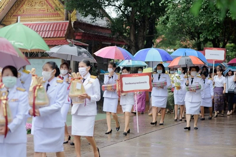 บริษัท ซิงเกอร์ประเทศไทย จำกัด (มหาชน) ได้ดำเนินการขอรับพระราชทานผ้าพระกฐิน ประจำปี ๒๕๖๓ เพื่อนำไปถวายพระสงฆ์จำพรรษา ณ พระอารามหลวง วัดมหาพุทธาราม