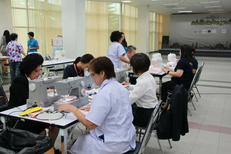 ซิงเกอร์ เชิญชวนจิตอาสาร่วมกิจกรรม ตัดเย็บหน้ากากอนามัย ส่งมอบให้กับโรงพยาบาลทั่วประเทศ